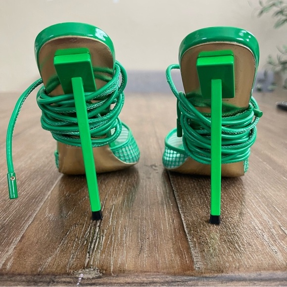 Jessica Rich Women's 36 Strappy Mesh Pointed Toe Ankle Tie Kelly Green 5” Heel - Picture 5 of 10